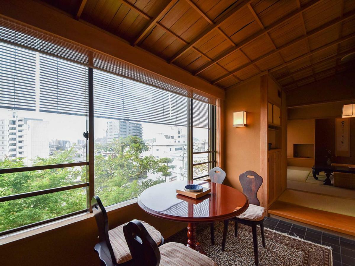 Yamatoya Besso Hotel Macujama Kültér fotó